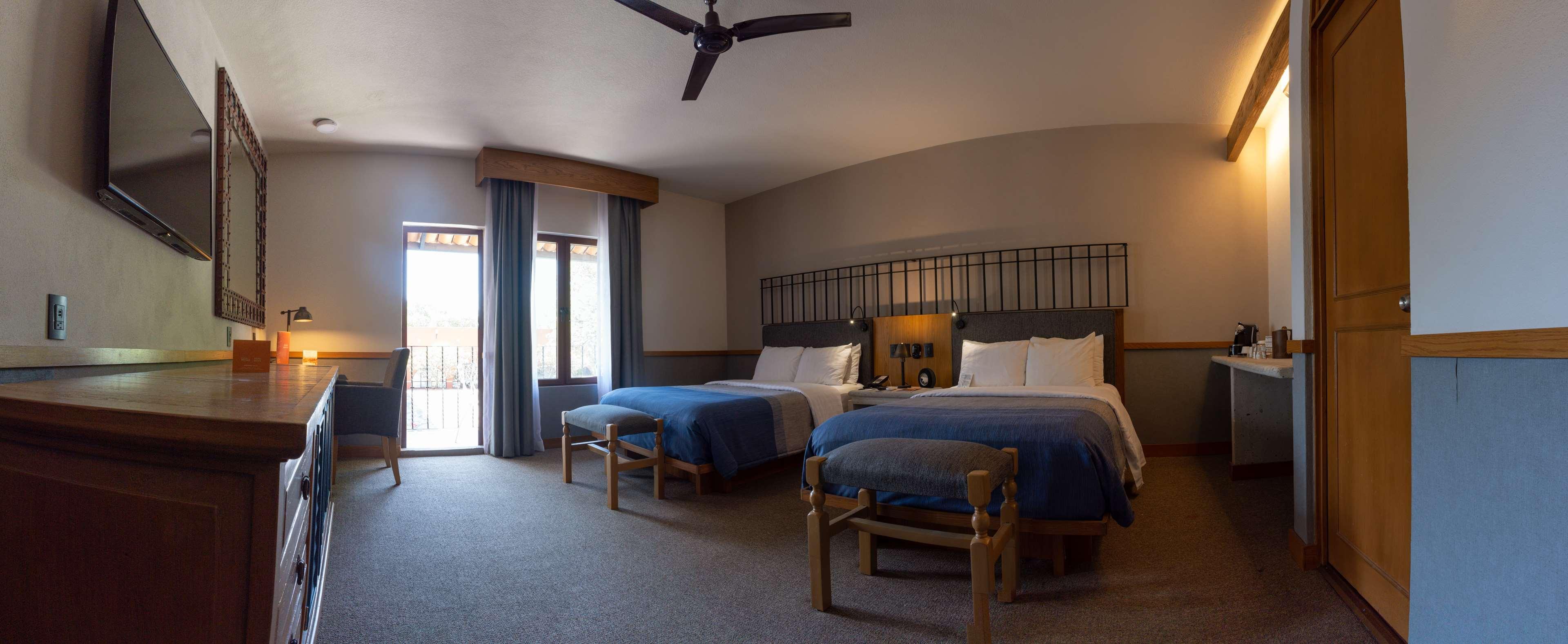 Hacienda Jurica By Brisas Hotel Queretaro Exterior photo A guest room at the Lodge at the Presidio